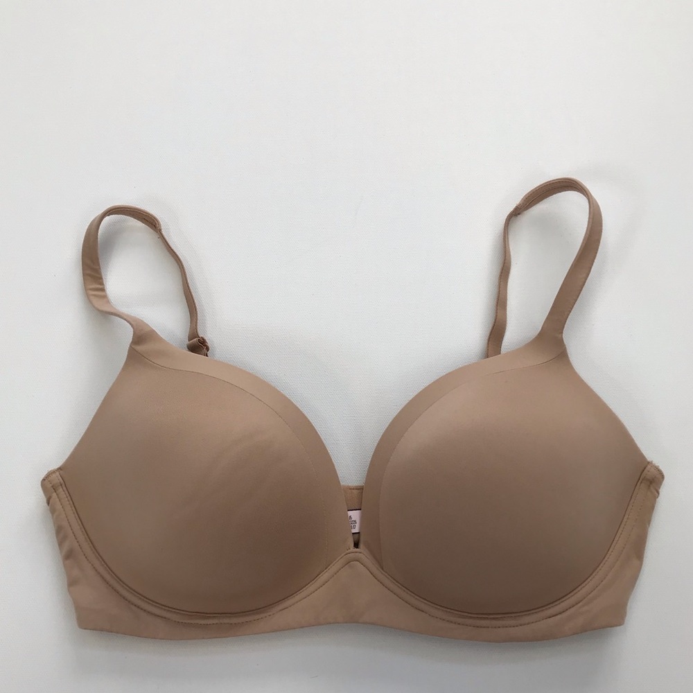 Victoria’s Secret Body by Victoria No Wire 36D